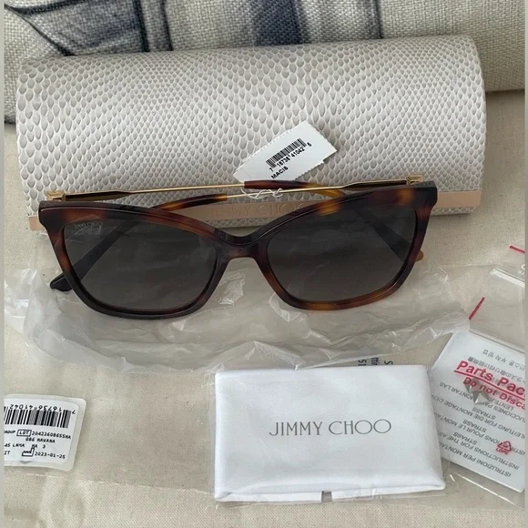NWT⭐️JIMMY CHOO MACI/S SUNGLASSES W/CASE & CLOTH⭐️FULL-SET display picture 1